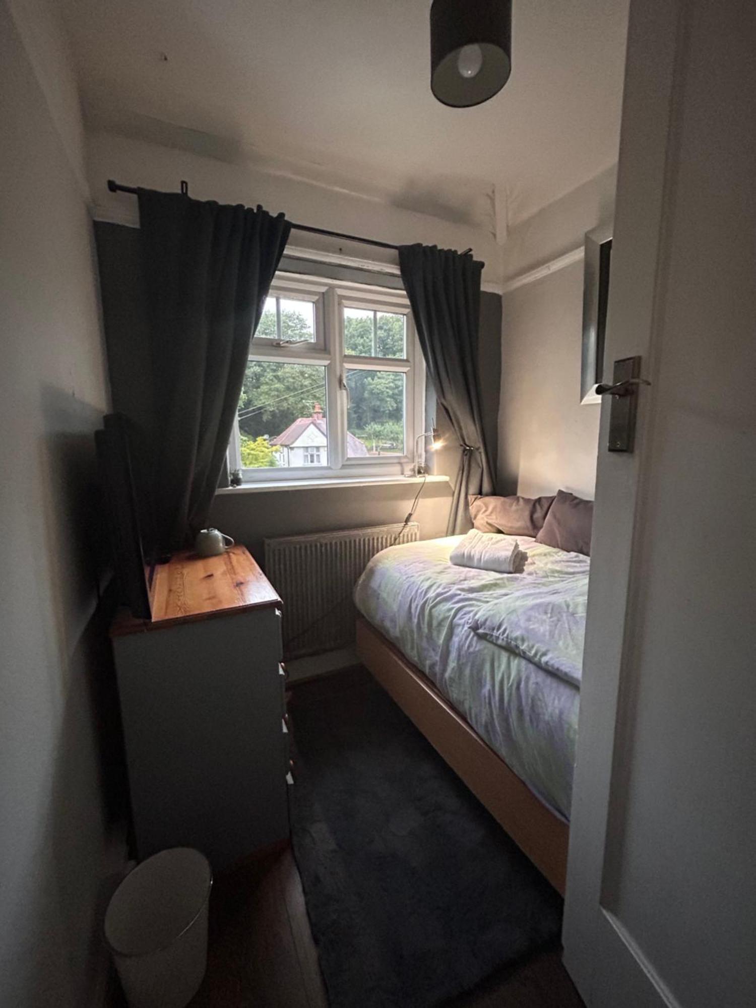 Redditch Rest Near Town Centre & Transport Links Apartment Ngoại thất bức ảnh