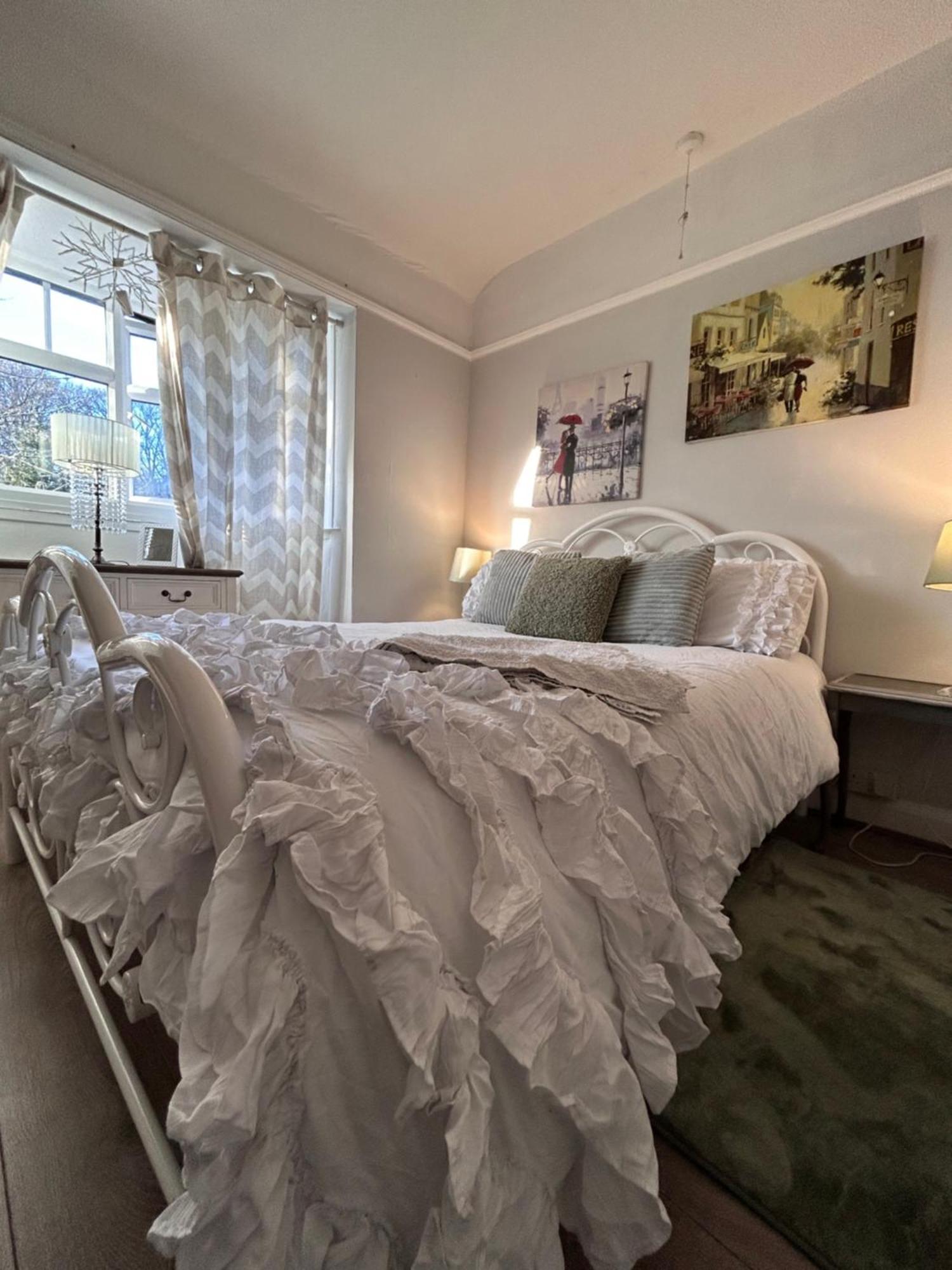 Redditch Rest Near Town Centre & Transport Links Apartment Ngoại thất bức ảnh