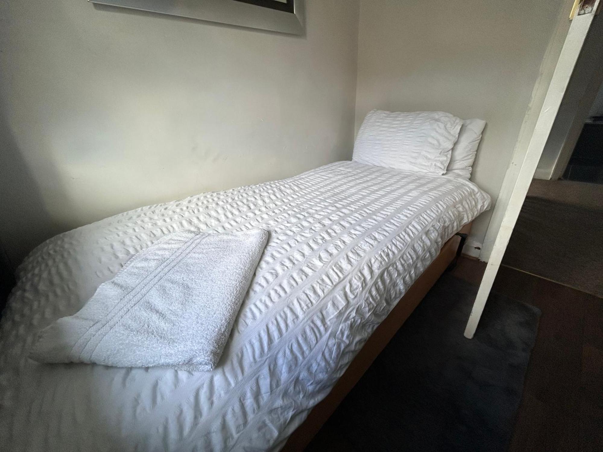 Redditch Rest Near Town Centre & Transport Links Apartment Ngoại thất bức ảnh