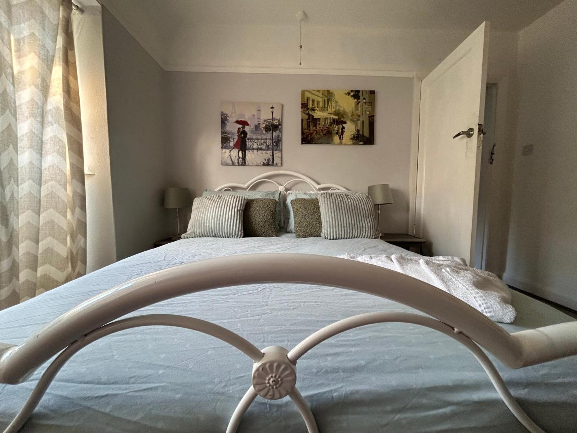 Redditch Rest Near Town Centre & Transport Links Apartment Ngoại thất bức ảnh