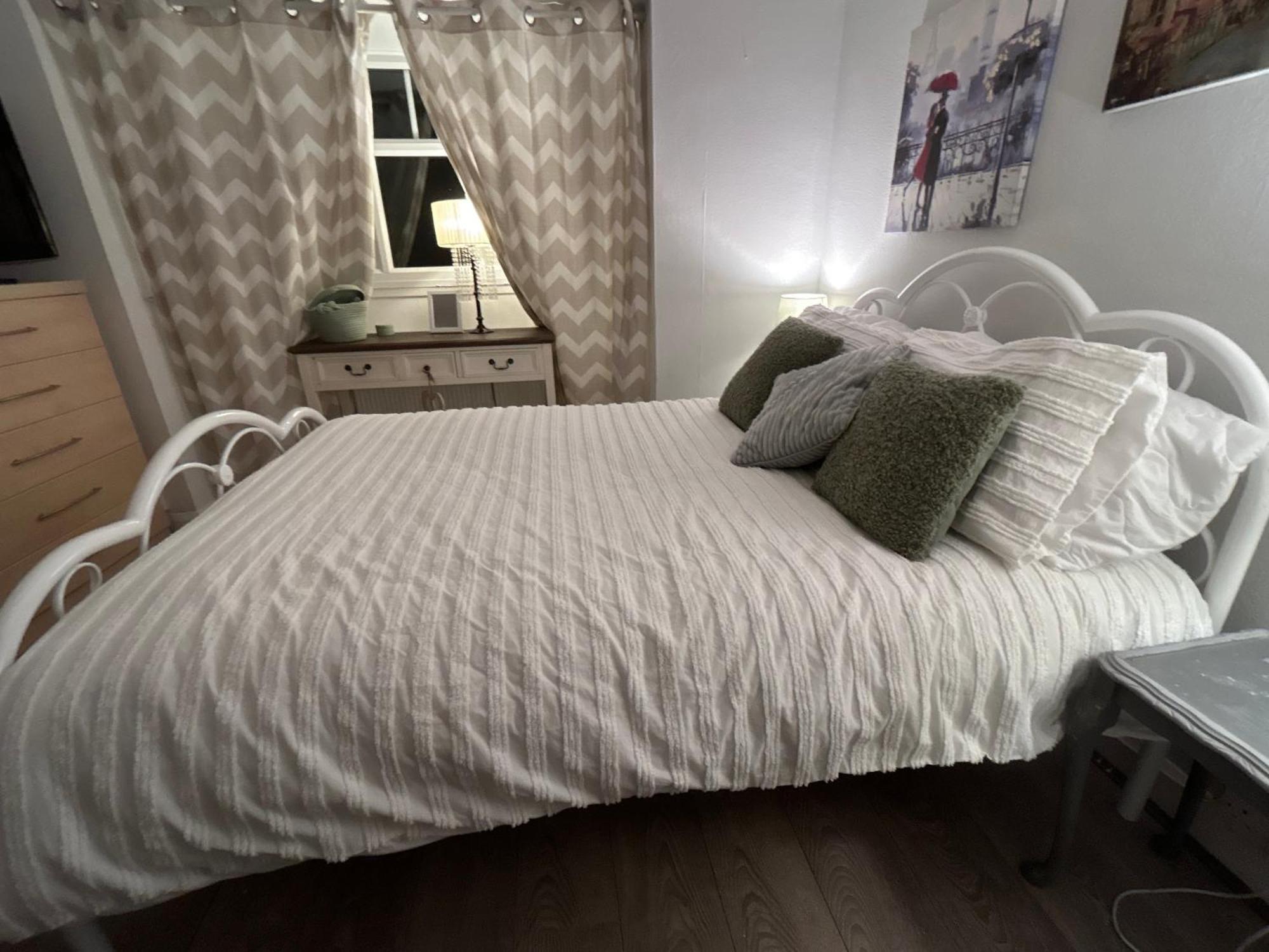 Redditch Rest Near Town Centre & Transport Links Apartment Ngoại thất bức ảnh