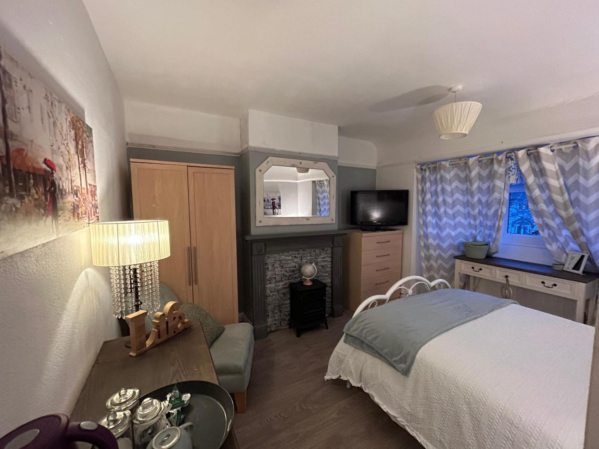 Redditch Rest Near Town Centre & Transport Links Apartment Ngoại thất bức ảnh
